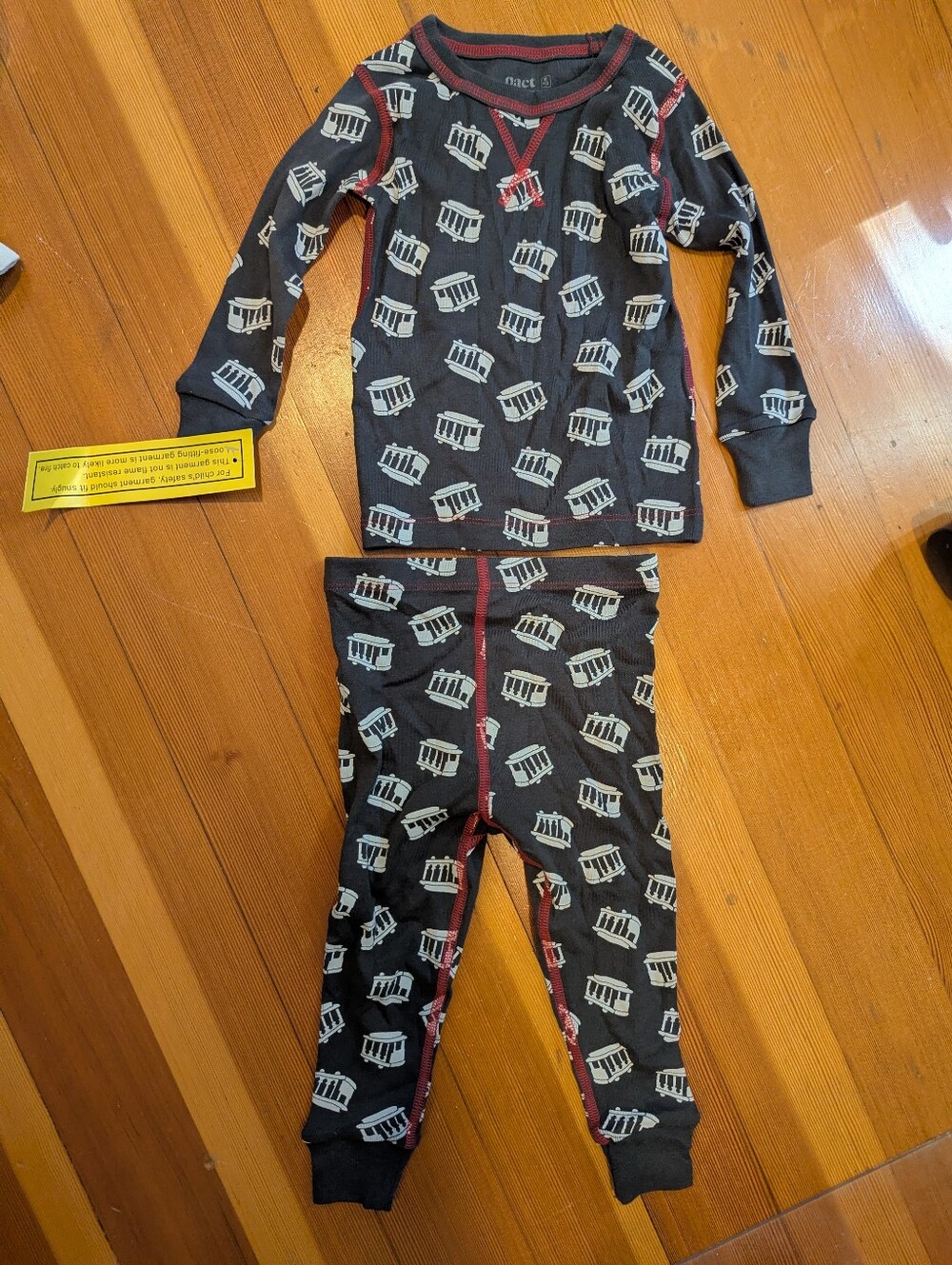 NWT Pact Organic Daniel Tiger dream big pajamas, 18 months, grey, 2 piece